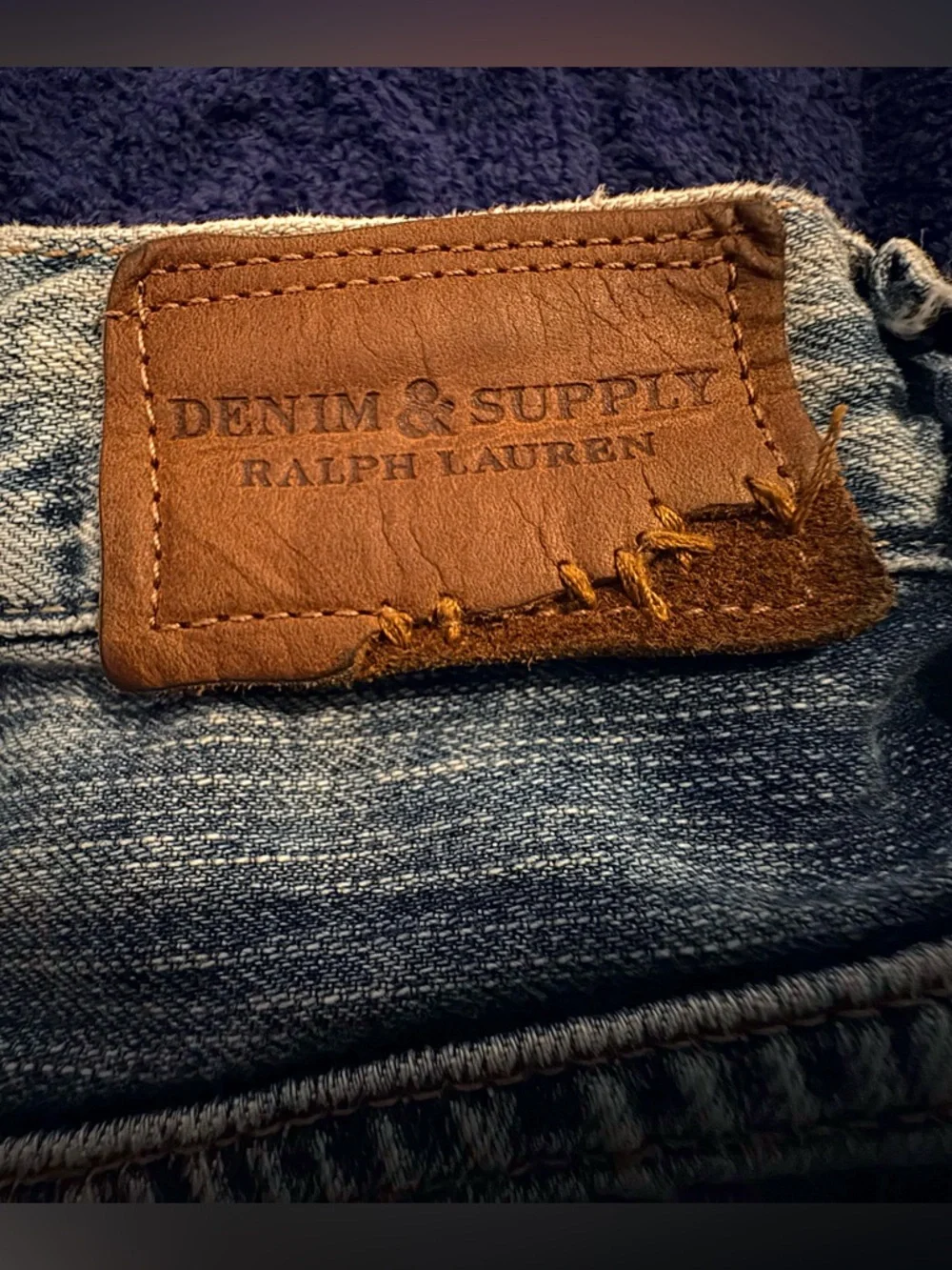Women’s Ralph Lauren Distressed Relaxed Jeans - Picture 4 of 9